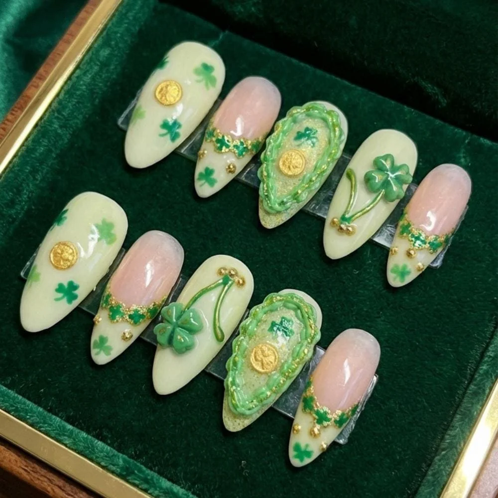 press on nails, custom press on nails, fake nails, Nails Art, stained glass nails, gold press on nails, 3d press on nails, luxury press on nails, handmade press on nails