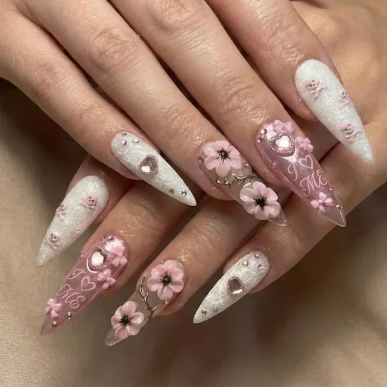 press on nails, custom press on nails, fake nails, Nails Art, stained glass nails, gold press on nails, 3d press on nails, luxury press on nails, handmade press on nails