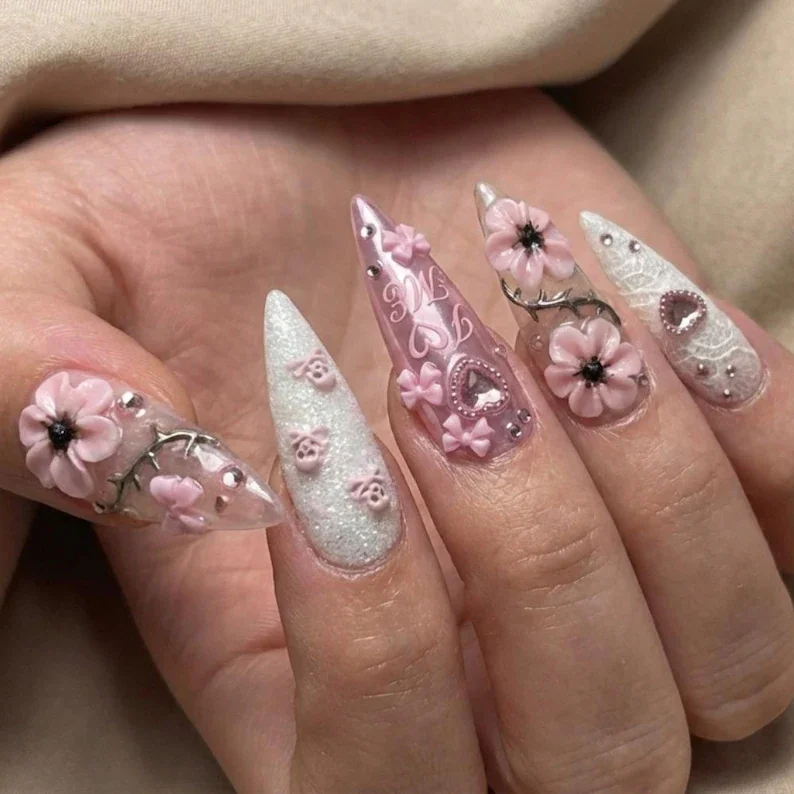 press on nails, custom press on nails, fake nails, Nails Art, stained glass nails, gold press on nails, 3d press on nails, luxury press on nails, handmade press on nails