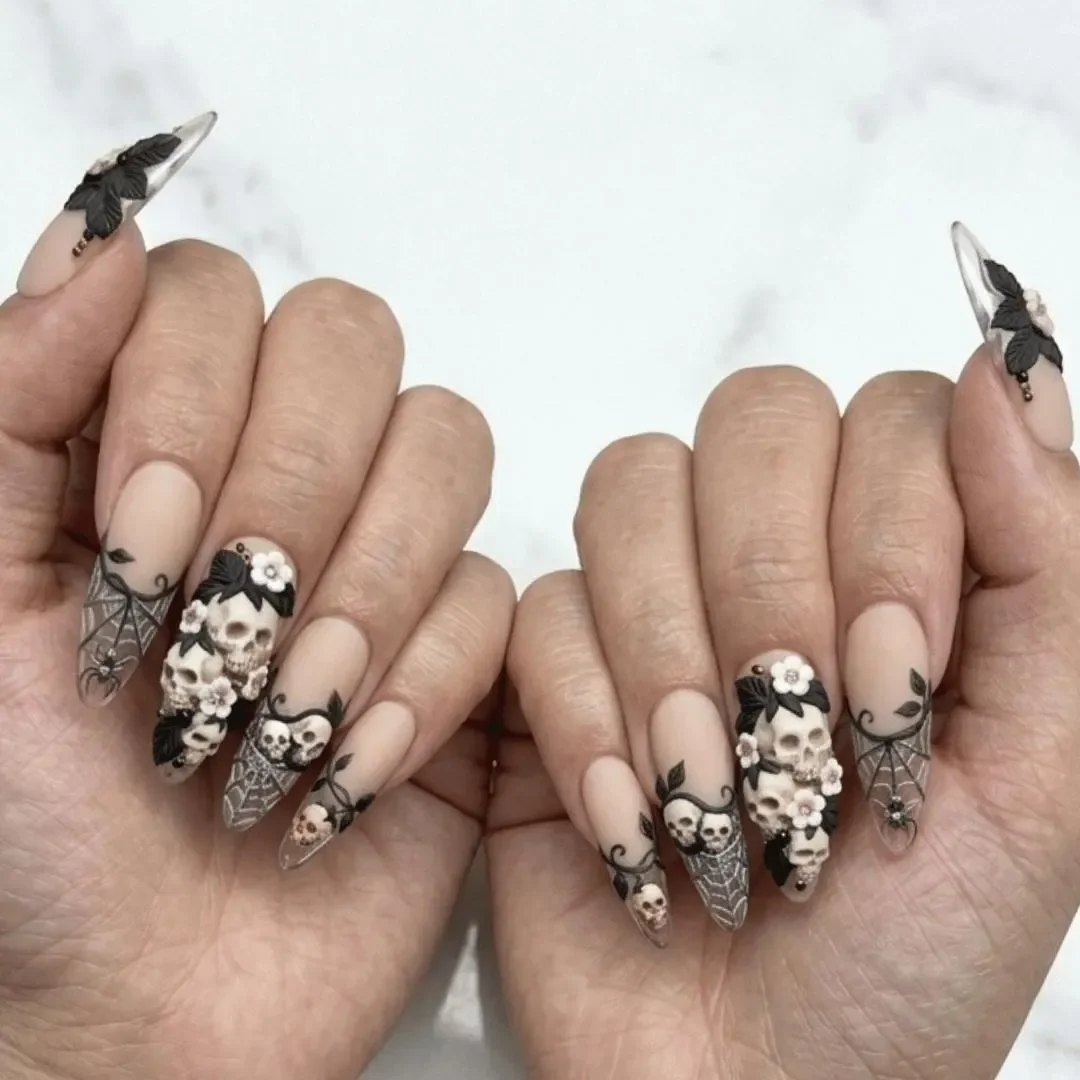 press on nails, custom press on nails, fake nails, Nails Art, stained glass nails, gold press on nails, 3d press on nails, luxury press on nails, handmade press on nails