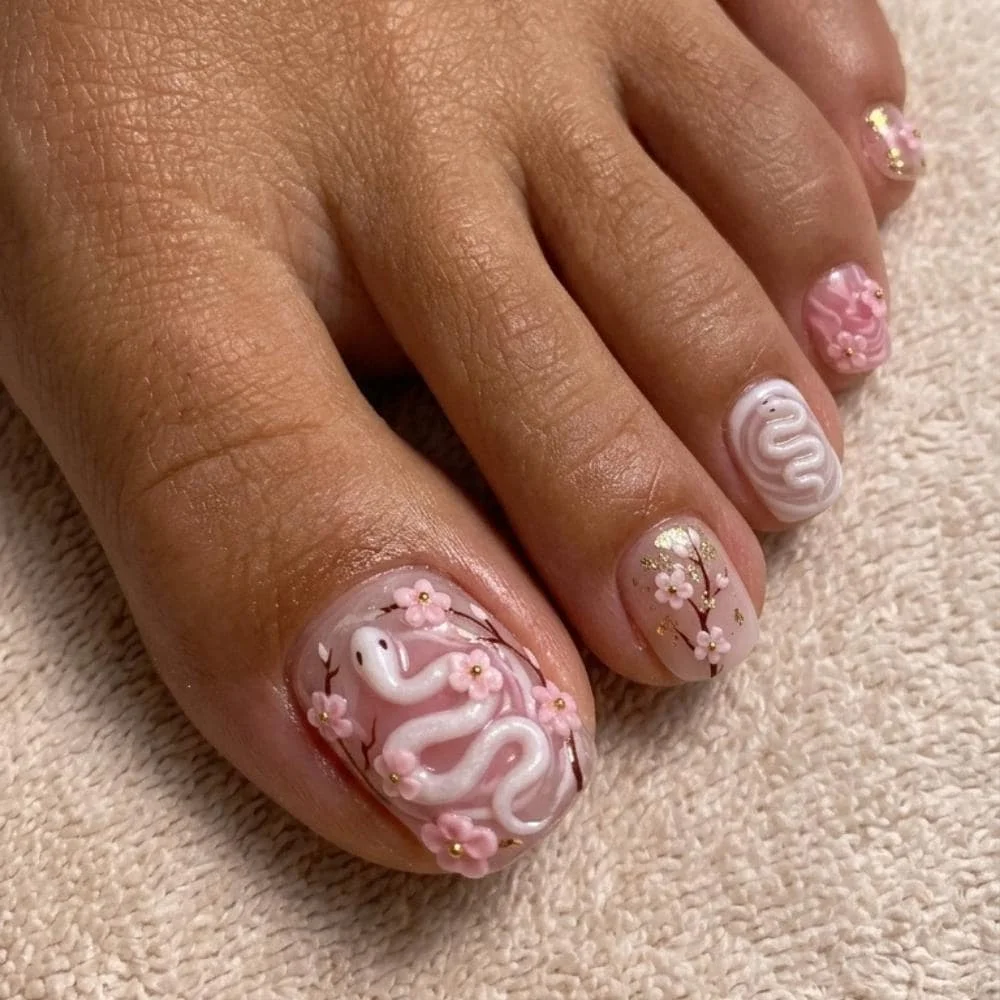 Jelly Sakura, 3D Snake Design, press on nails, custom press on nails, fake nails, Nails Art, stained glass nails, gold press on nails, 3d press on nails, luxury press on nails, handmade press on nails