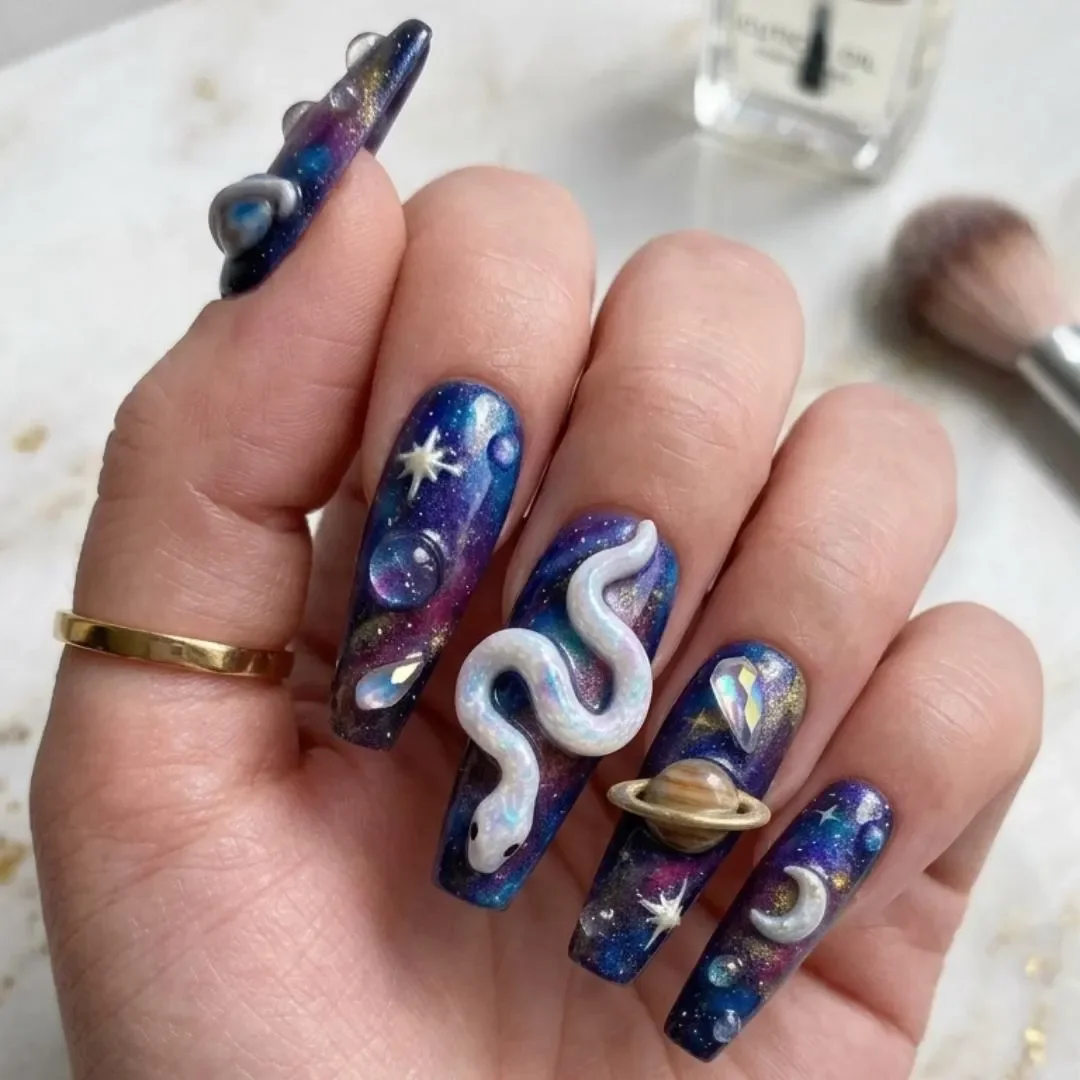 press on nails, custom press on nails, fake nails, Nails Art, stained glass nails, gold press on nails, 3d press on nails, luxury press on nails, handmade press on nails