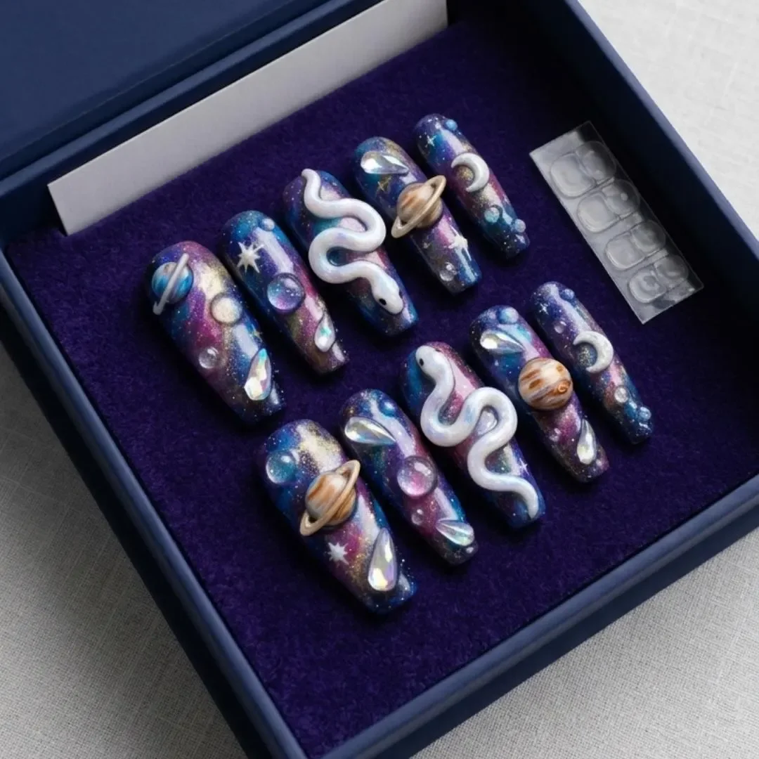 press on nails, custom press on nails, fake nails, Nails Art, stained glass nails, gold press on nails, 3d press on nails, luxury press on nails, handmade press on nails