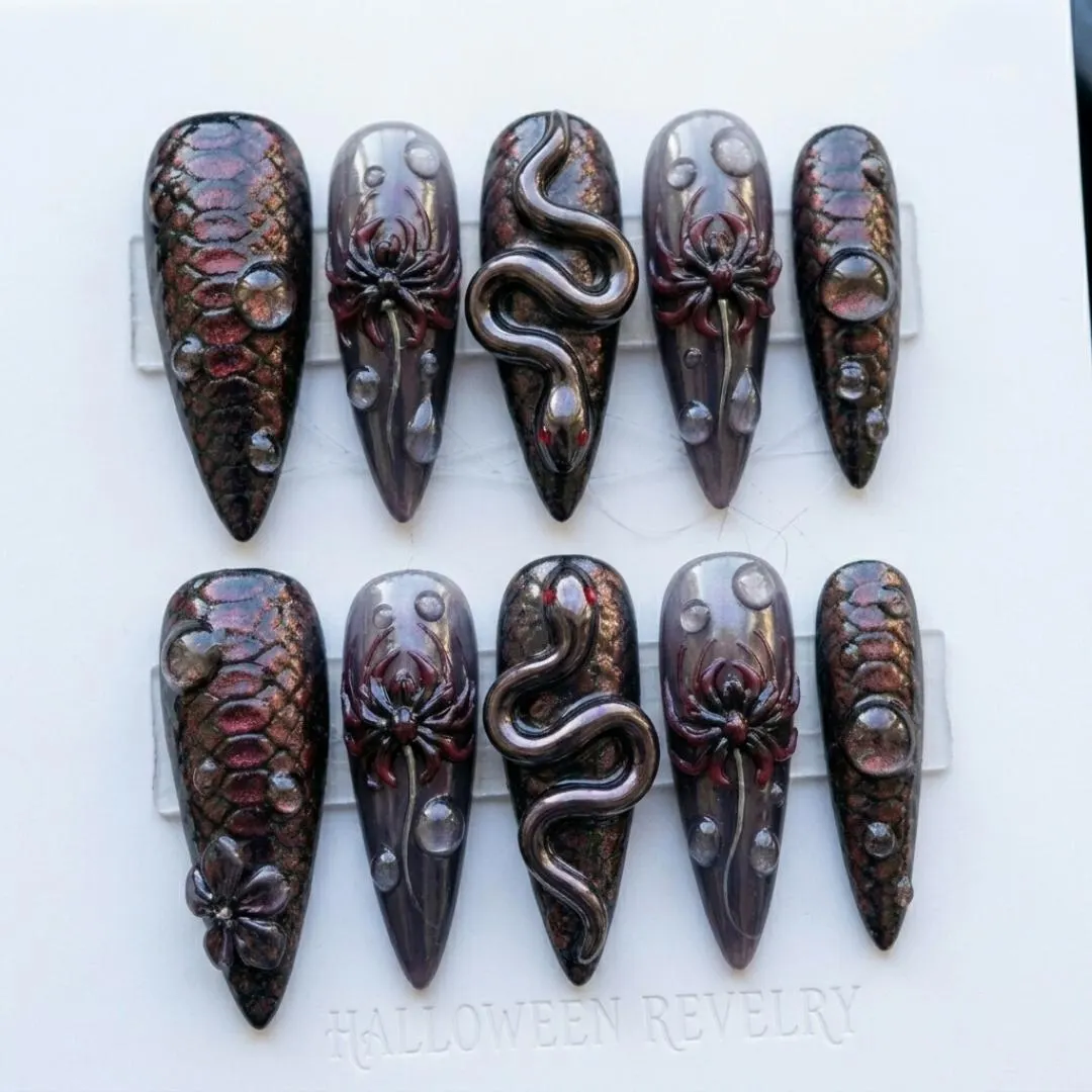 press on nails, custom press on nails, fake nails, Nails Art, stained glass nails, gold press on nails, 3d press on nails, luxury press on nails, handmade press on nails