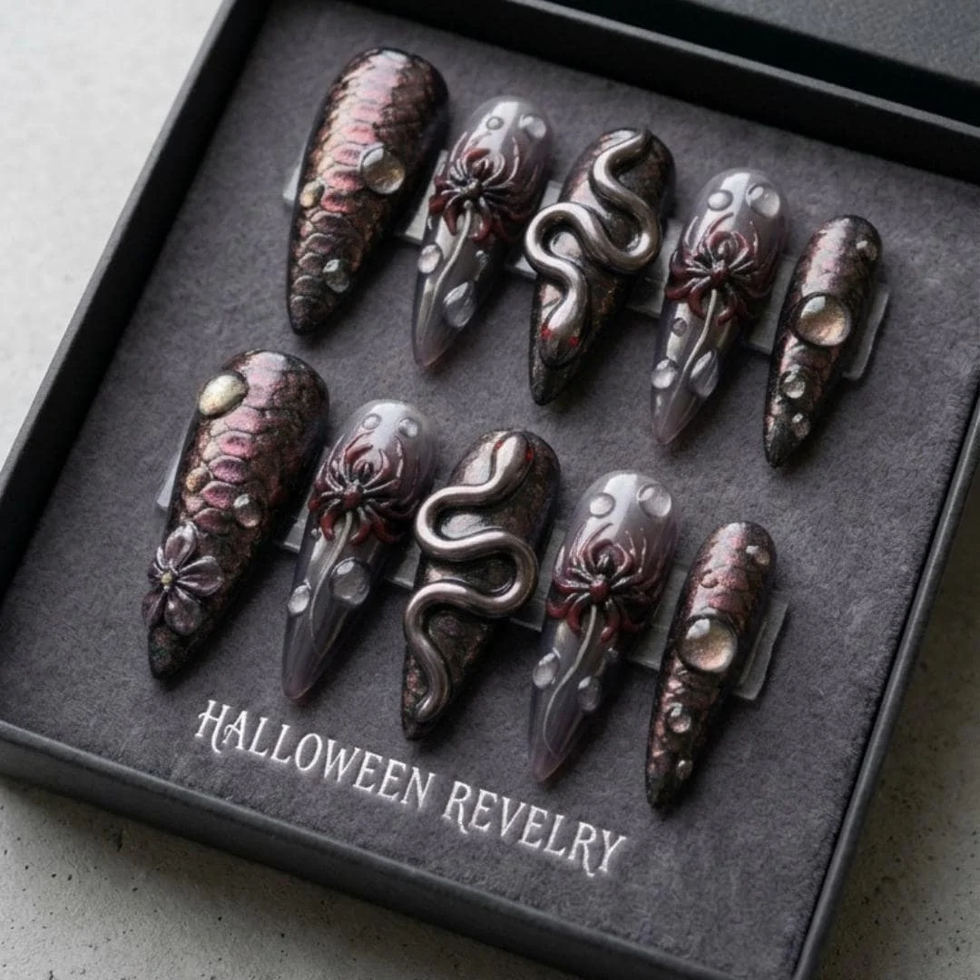 press on nails, custom press on nails, fake nails, Nails Art, stained glass nails, gold press on nails, 3d press on nails, luxury press on nails, handmade press on nails