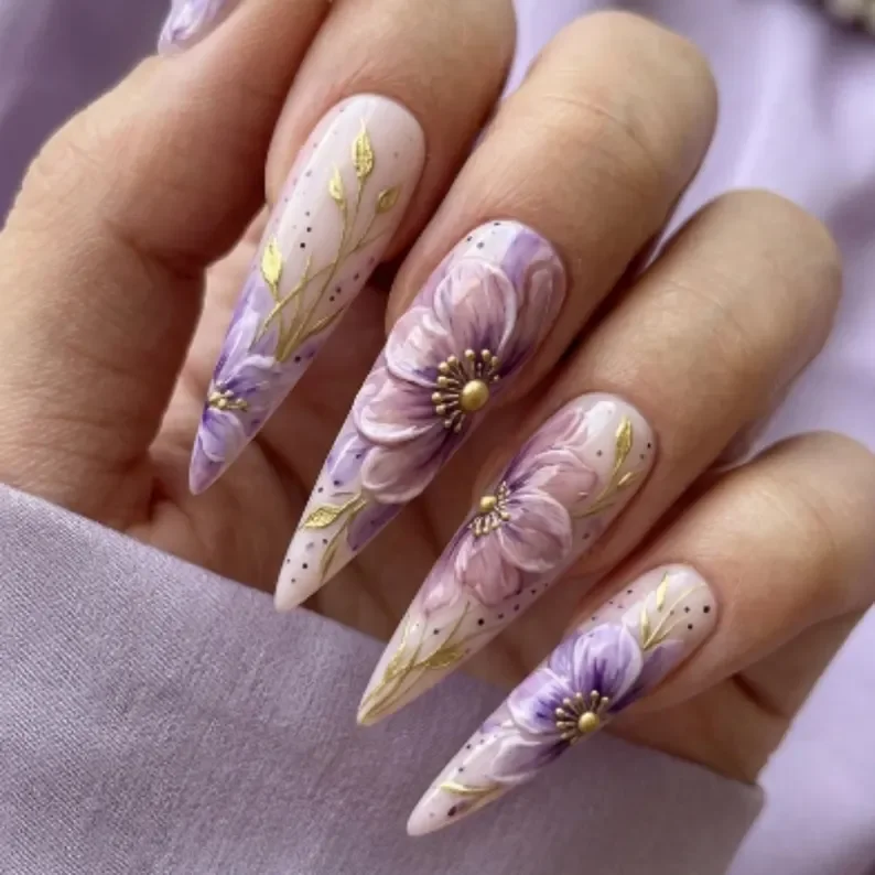 gold leaf, nail art, press on nails, custom press on nails, fake nails, Nails Art, stained glass nails, gold press on nails, 3d press on nails, luxury press on nails, handmade press on nails