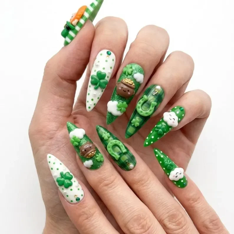 press on nails, custom press on nails, fake nails, Nails Art, stained glass nails, gold press on nails, 3d press on nails, luxury press on nails, handmade press on nails