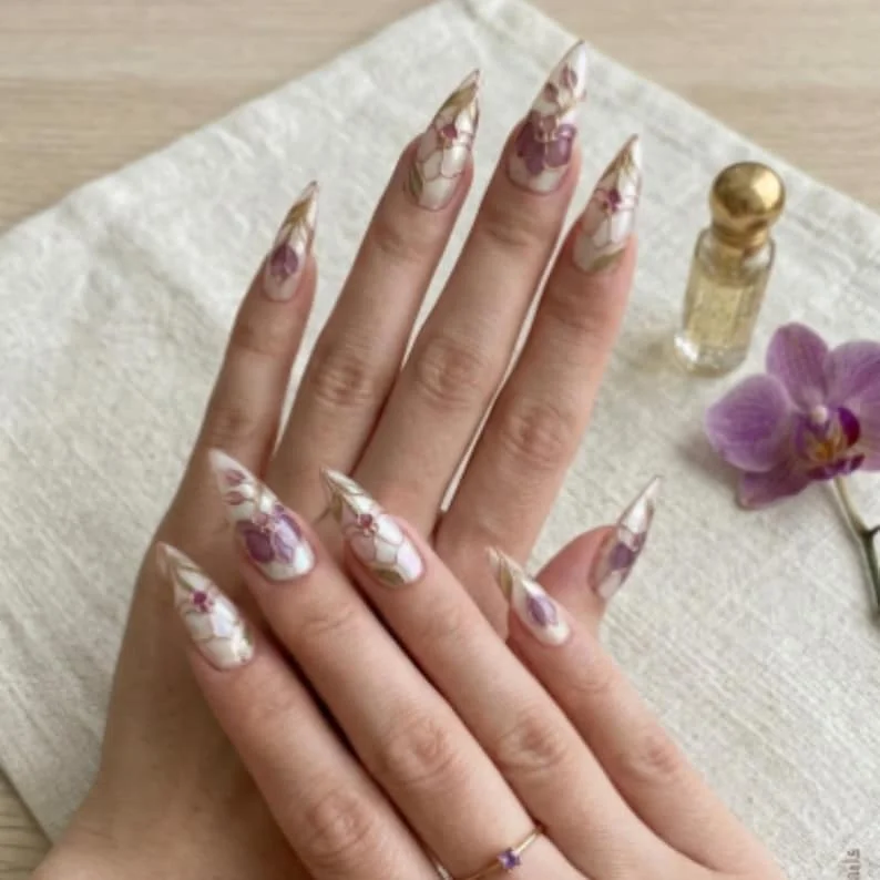 press on nails, stained glass design, custom press on nails, fake nails, Nails Art, stained glass nails, gold press on nails, 3d press on nails, luxury press on nails, handmade press on nails