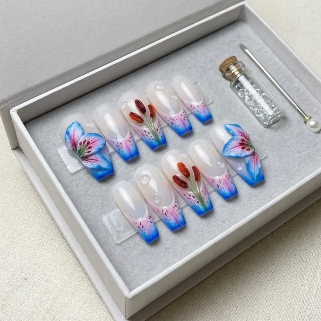 press on nails, custom press on nails, fake nails, Nails Art, stained glass nails, gold press on nails, 3d press on nails, luxury press on nails, handmade press on nails