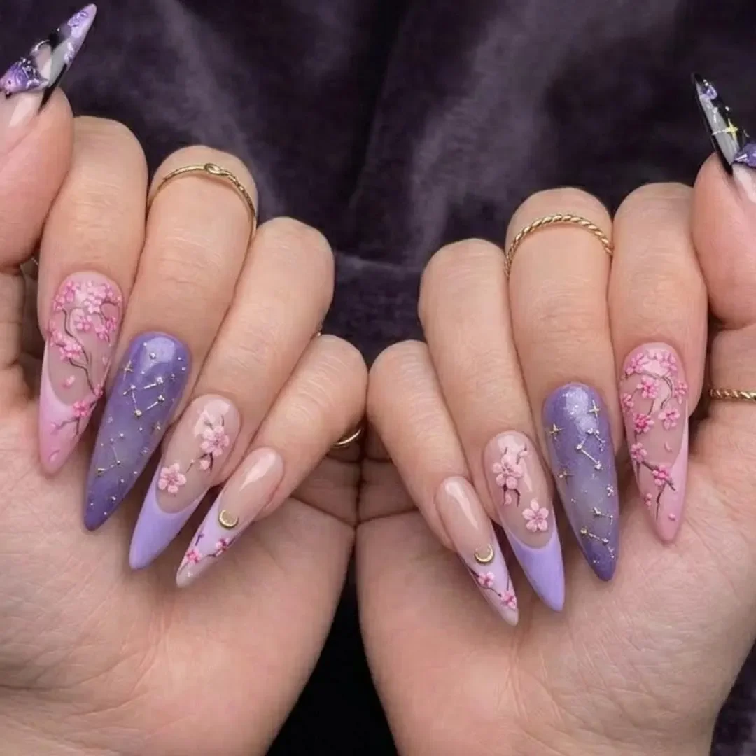 press on nails, custom press on nails, fake nails, Nails Art, stained glass nails, gold press on nails, 3d press on nails, luxury press on nails, handmade press on nails