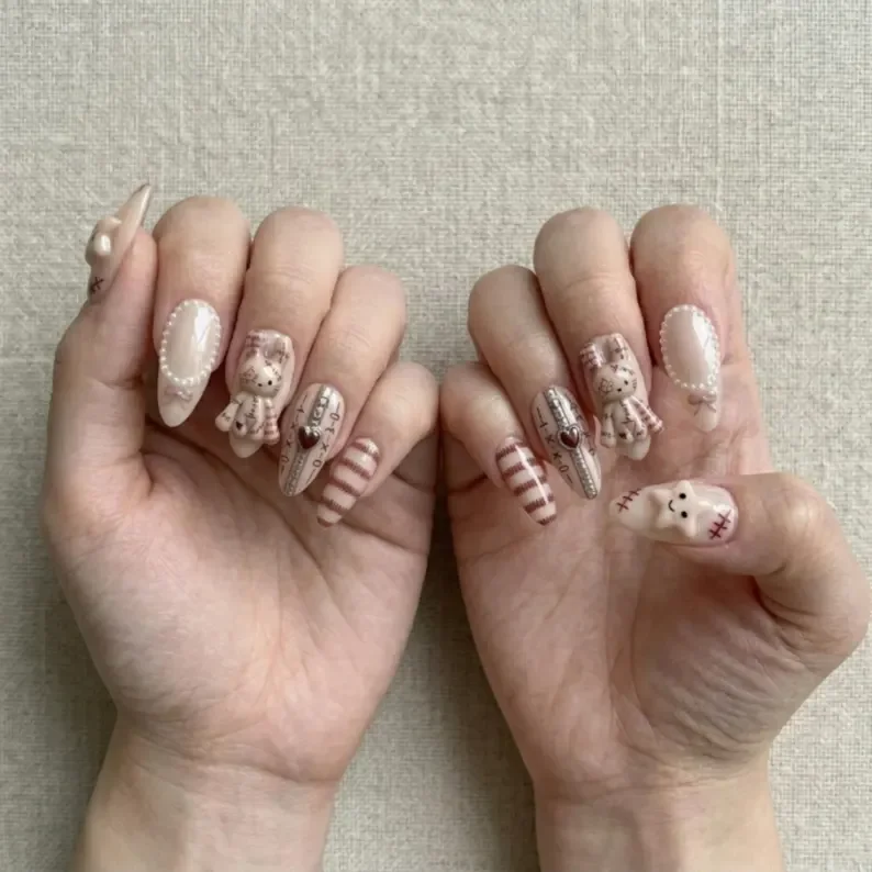 pearl coquette, press on nails, custom press on nails, fake nails, Nails Art, stained glass nails, gold press on nails, 3d press on nails, luxury press on nails, handmade press on nails
