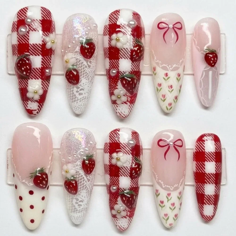 press on nails, custom press on nails, fake nails, Nails Art, stained glass nails, gold press on nails, 3d press on nails, luxury press on nails, handmade press on nails