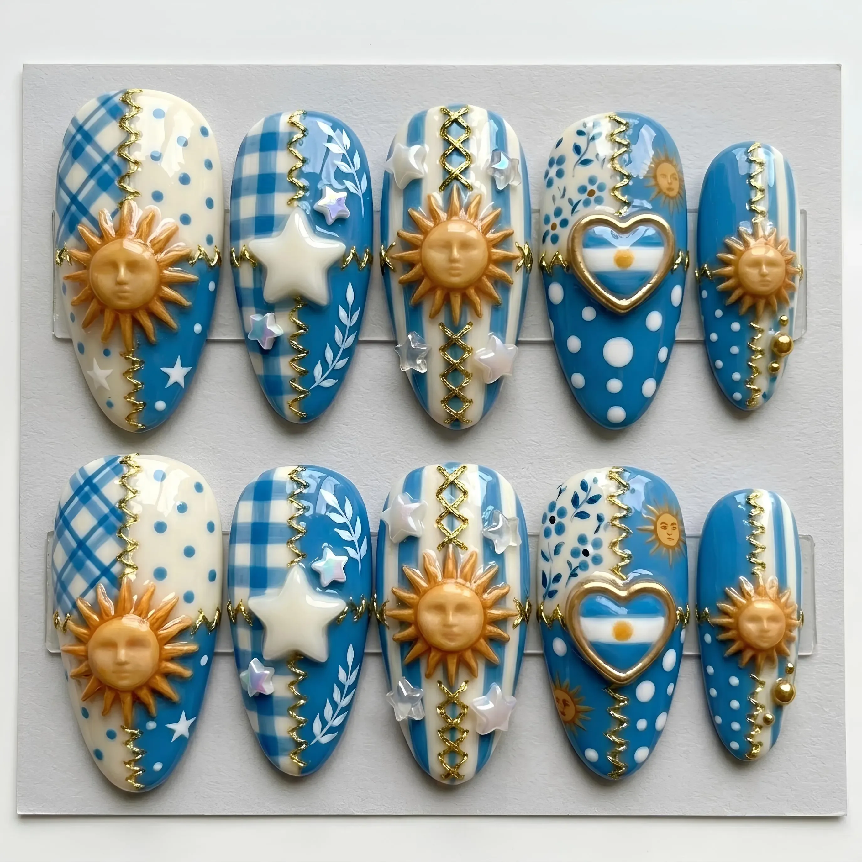 press on nails, custom press on nails, fake nails, Nails Art, stained glass nails, gold press on nails, 3d press on nails, luxury press on nails, handmade press on nails
