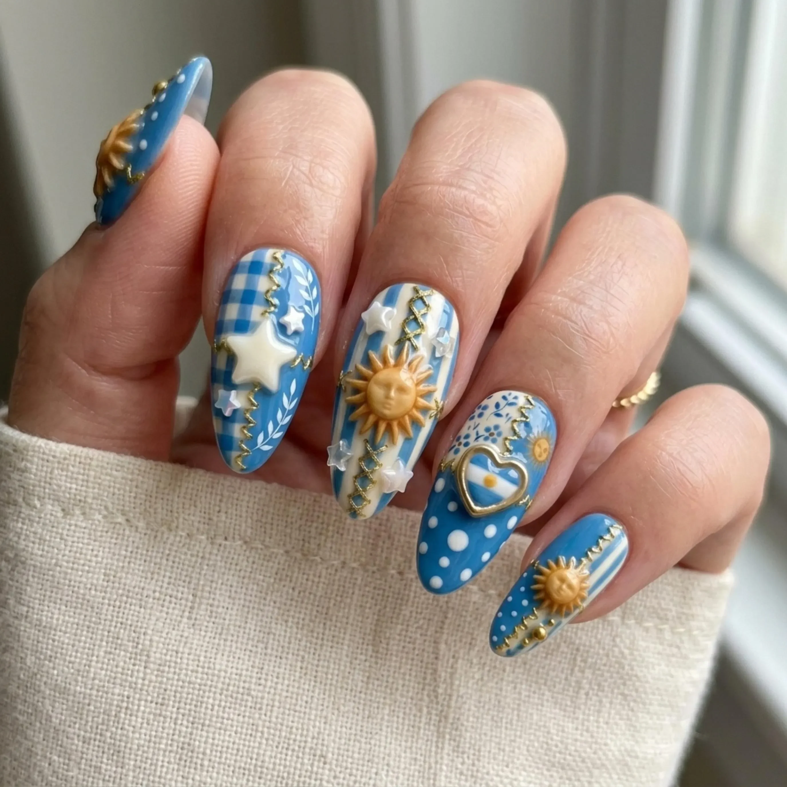 press on nails, custom press on nails, fake nails, Nails Art, stained glass nails, gold press on nails, 3d press on nails, luxury press on nails, handmade press on nails