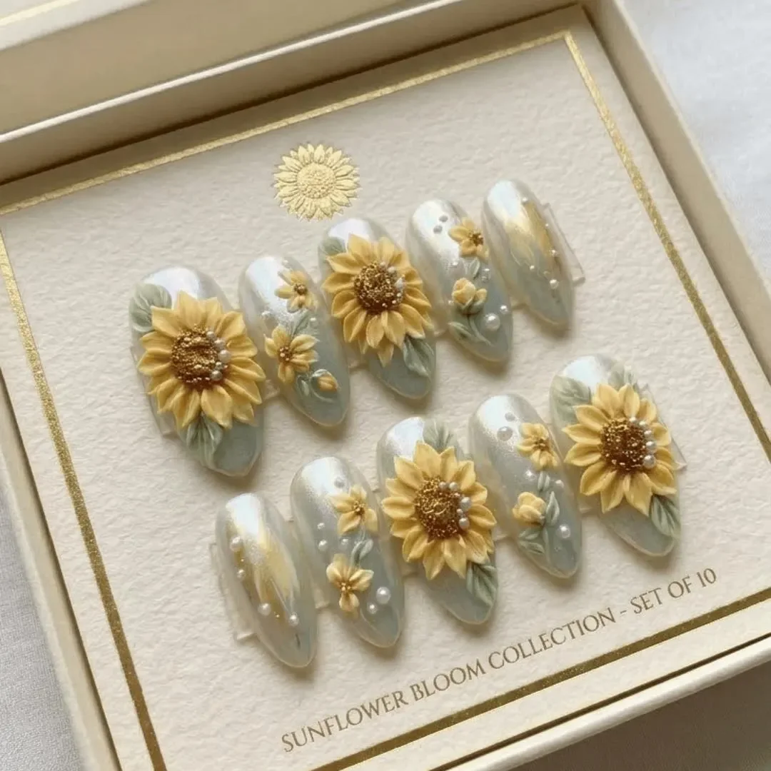 press on nails, custom press on nails, fake nails, Nails Art, stained glass nails, gold press on nails, 3d press on nails, luxury press on nails, handmade press on nails