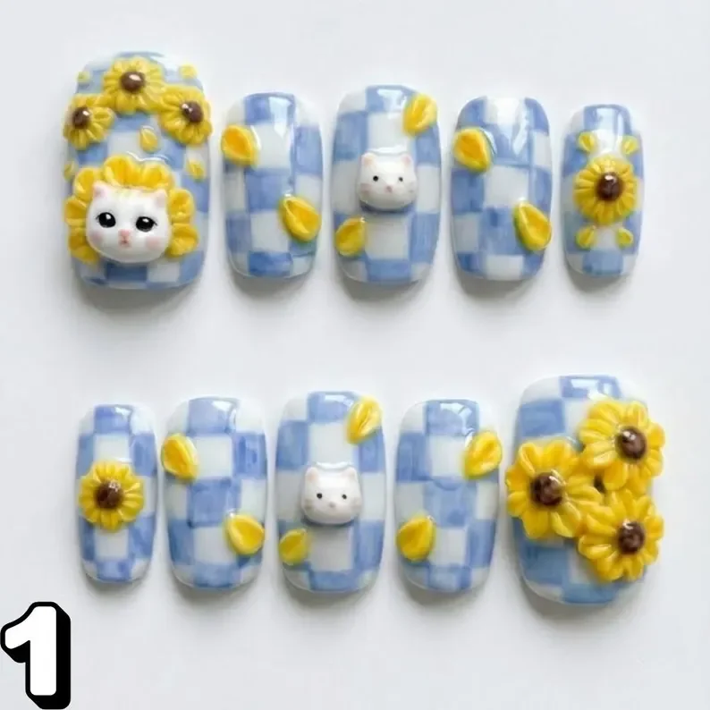 gingham nail art, summer press on nails, press on nails, custom press on nails, fake nails, Nails Art, stained glass nails, gold press on nails, 3d press on nails, luxury press on nails, handmade press on nails