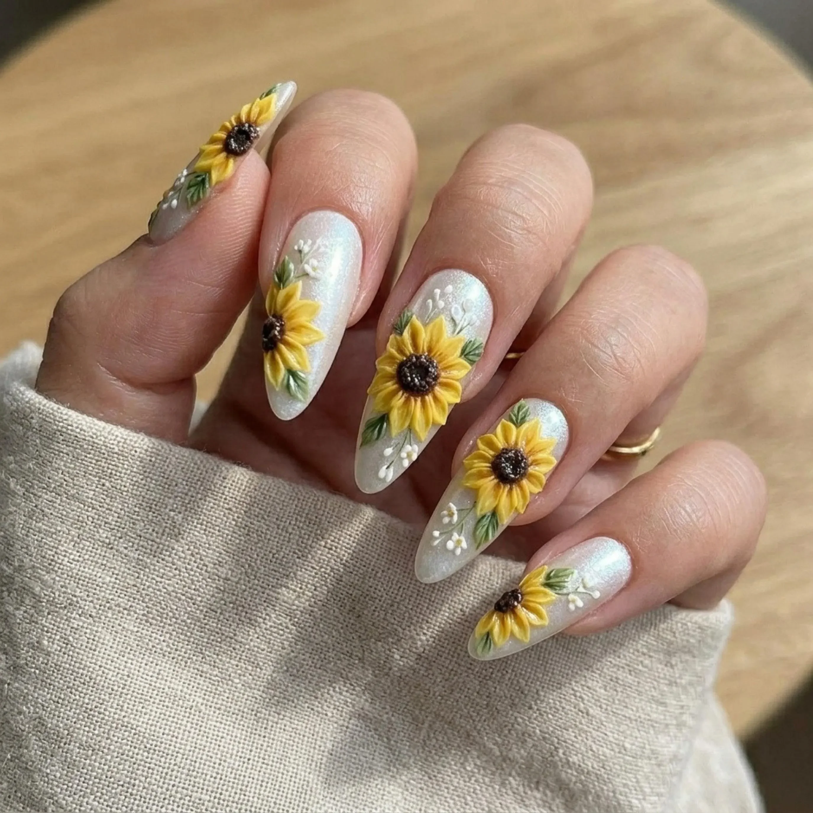 press on nails, custom press on nails, fake nails, Nails Art, stained glass nails, gold press on nails, 3d press on nails, luxury press on nails, handmade press on nails