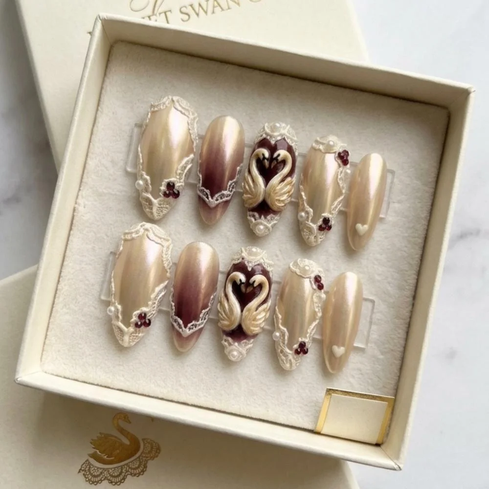 press on nails, custom press on nails, fake nails, Nails Art, stained glass nails, gold press on nails, 3d press on nails, luxury press on nails, handmade press on nails