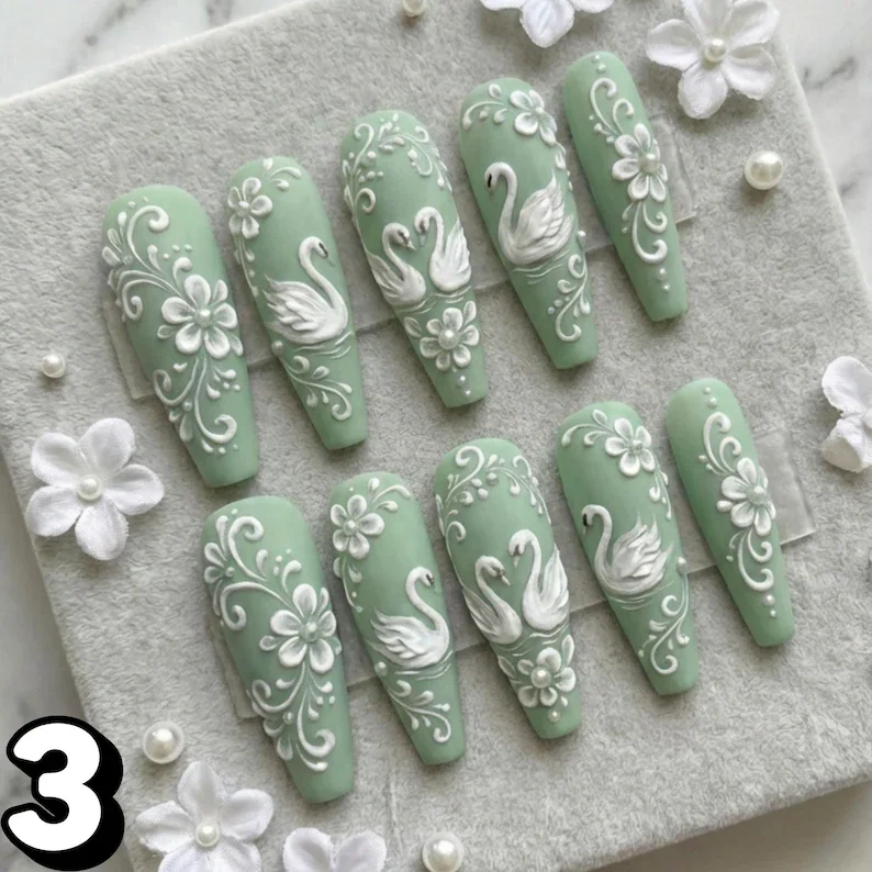 Press on nails, Matte nail set, press on nails, custom press on nails, fake nails, Nails Art, stained glass nails, gold press on nails, 3d press on nails, luxury press on nails, handmade press on nails