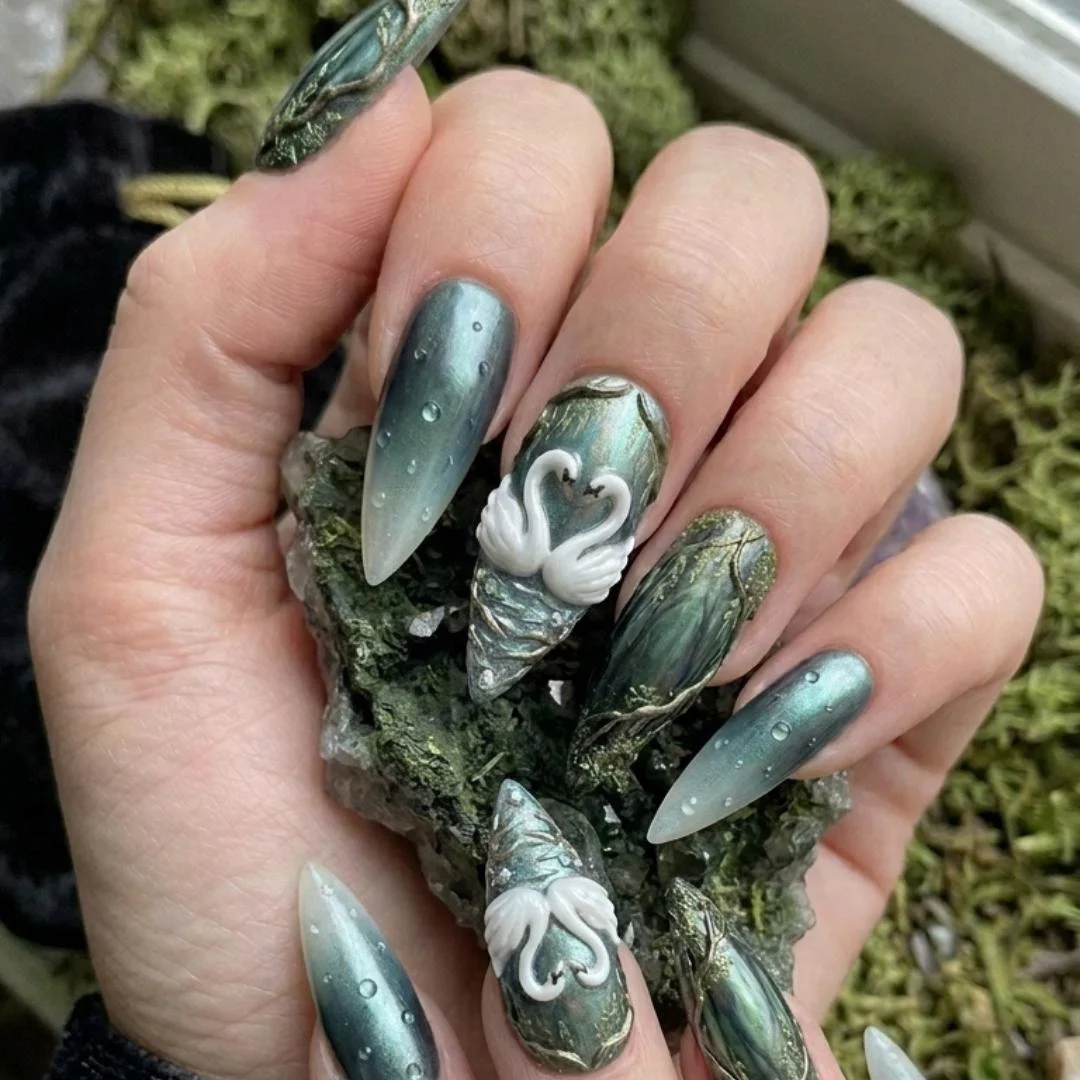 press on nails, custom press on nails, fake nails, Nails Art, stained glass nails, gold press on nails, 3d press on nails, luxury press on nails, handmade press on nails