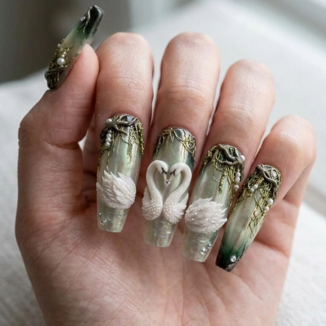 press on nails, custom press on nails, fake nails, Nails Art, stained glass nails, gold press on nails, 3d press on nails, luxury press on nails, handmade press on nails