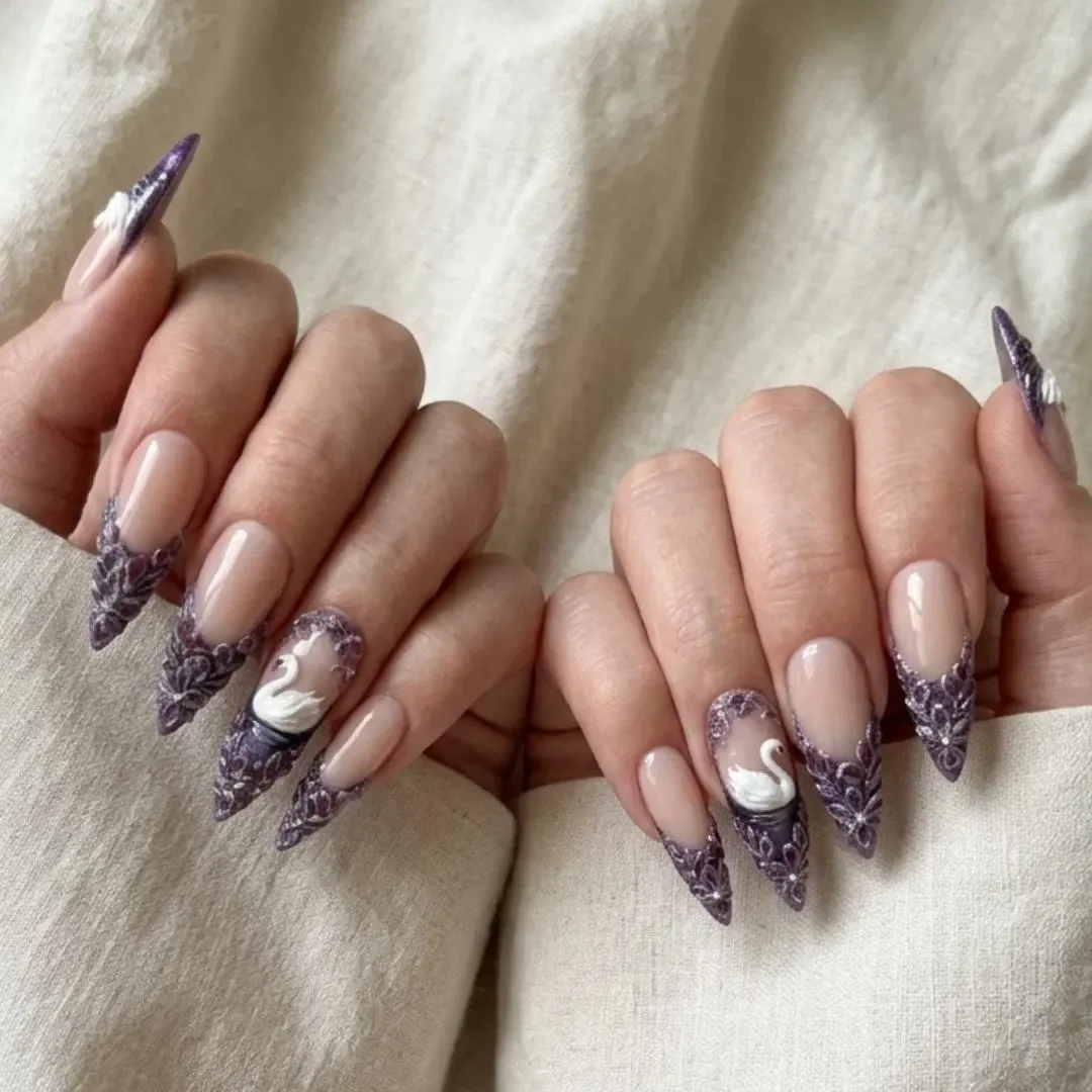 press on nails, custom press on nails, fake nails, Nails Art, stained glass nails, gold press on nails, 3d press on nails, luxury press on nails, handmade press on nails