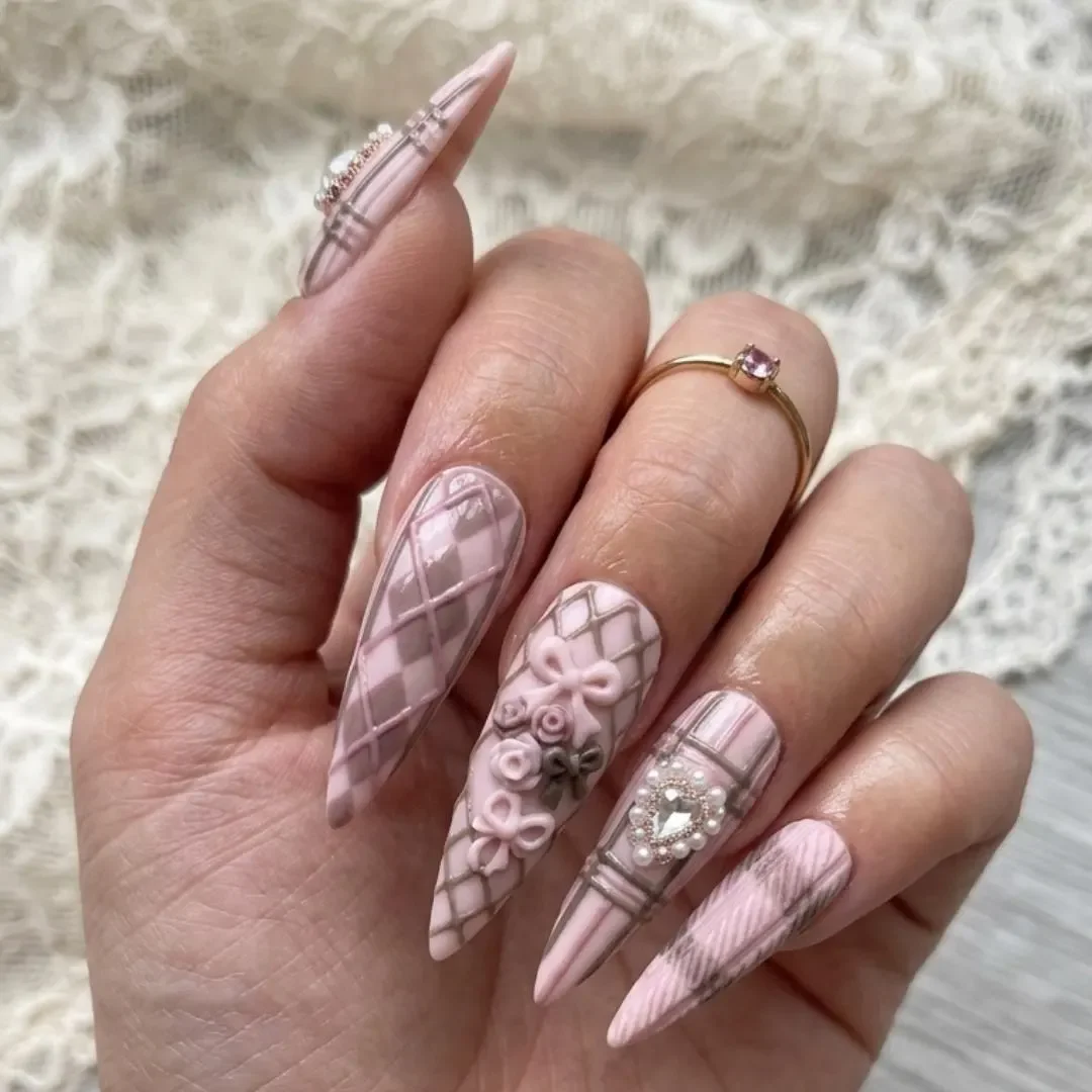 heart nail design, plaid bow nails, press on nails, custom press on nails, fake nails, Nails Art, stained glass nails, gold press on nails, 3d press on nails, luxury press on nails, handmade press on nails