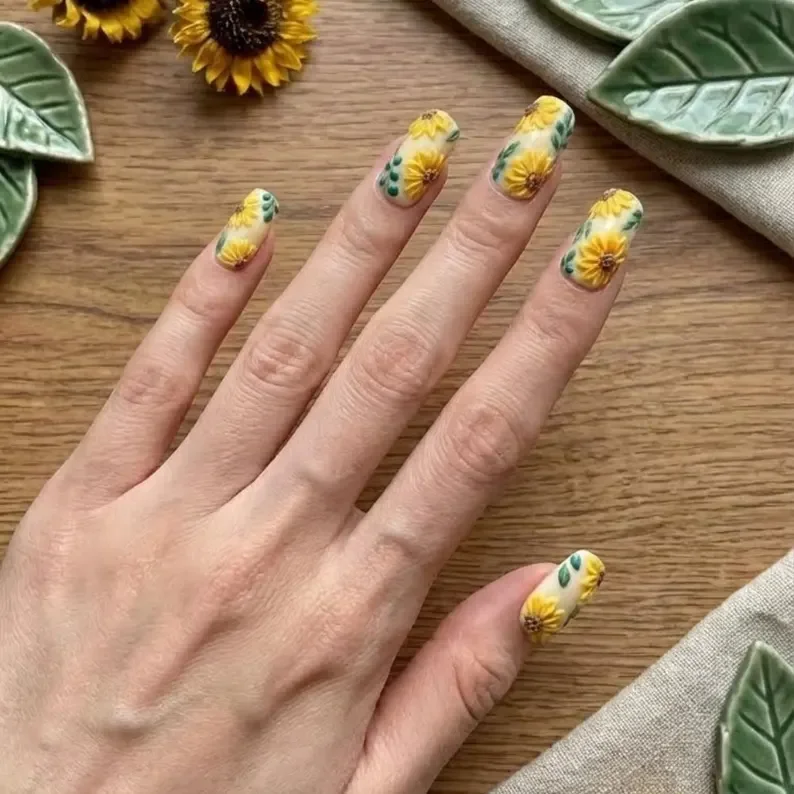 press on nail set, cream sunflower nails, press on nails, custom press on nails, fake nails, Nails Art, stained glass nails, gold press on nails, 3d press on nails, luxury press on nails, handmade press on nails