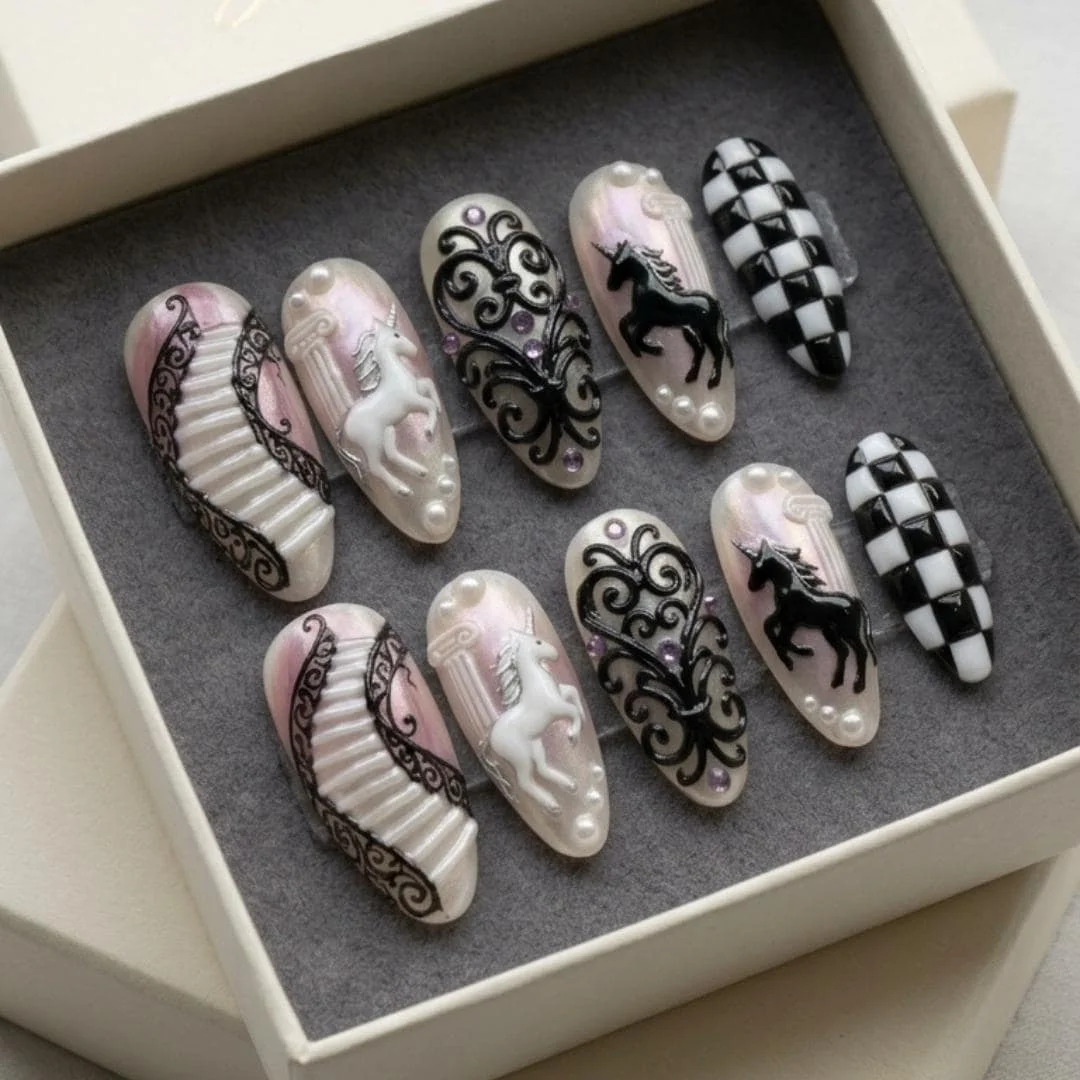 press on nails, custom press on nails, fake nails, Nails Art, stained glass nails, gold press on nails, 3d press on nails, luxury press on nails, handmade press on nails