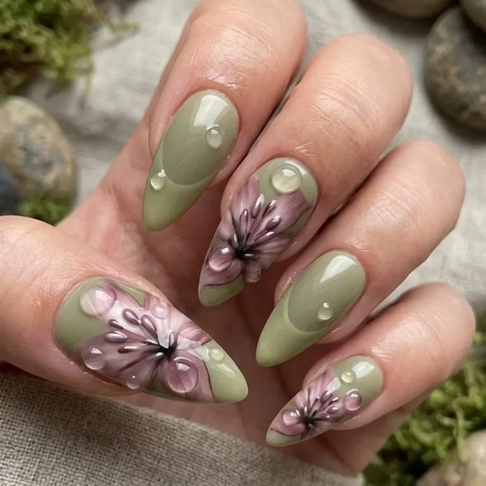 press on nails, custom press on nails, fake nails, Nails Art, stained glass nails, gold press on nails, 3d press on nails, luxury press on nails, handmade press on nails