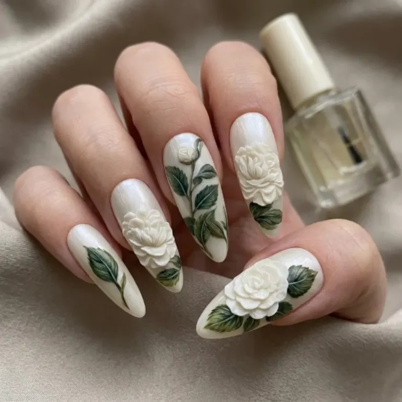 press on nails, custom press on nails, fake nails, Nails Art, stained glass nails, gold press on nails, 3d press on nails, luxury press on nails, handmade press on nails