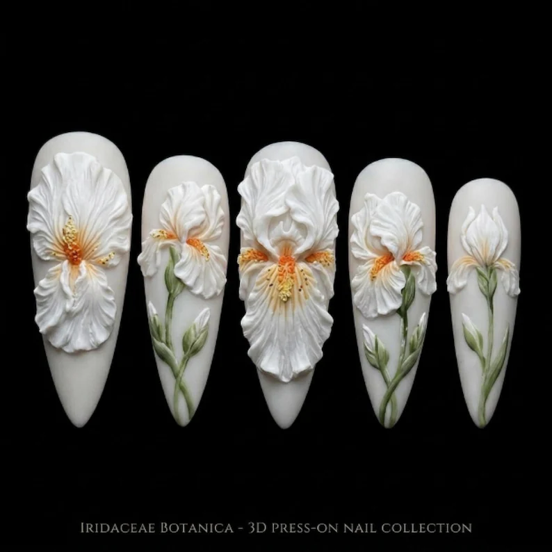 press on nails, custom press on nails, fake nails, Nails Art, stained glass nails, gold press on nails, 3d press on nails, luxury press on nails, handmade press on nails
