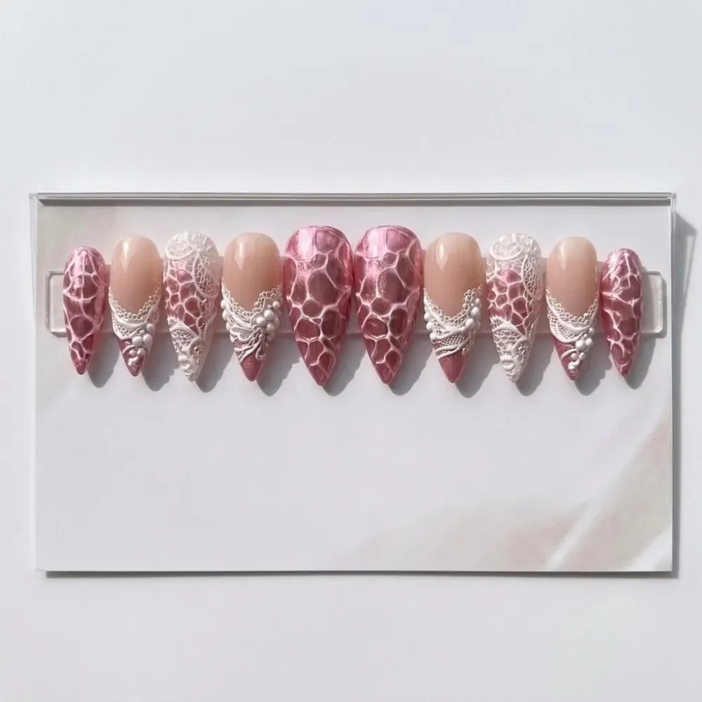 press on nails, custom press on nails, fake nails, Nails Art, stained glass nails, gold press on nails, 3d press on nails, luxury press on nails, handmade press on nails