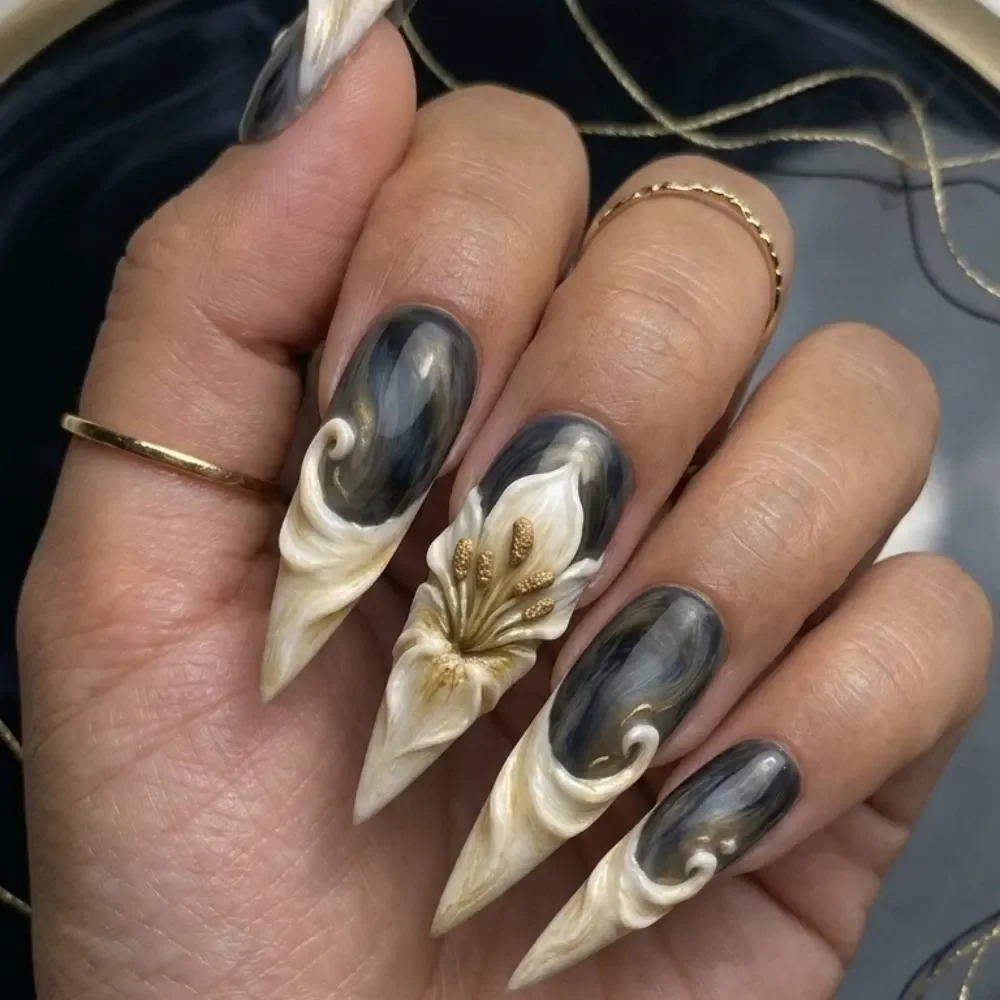 press on nails, custom press on nails, fake nails, Nails Art, stained glass nails, gold press on nails, 3d press on nails, luxury press on nails, handmade press on nails