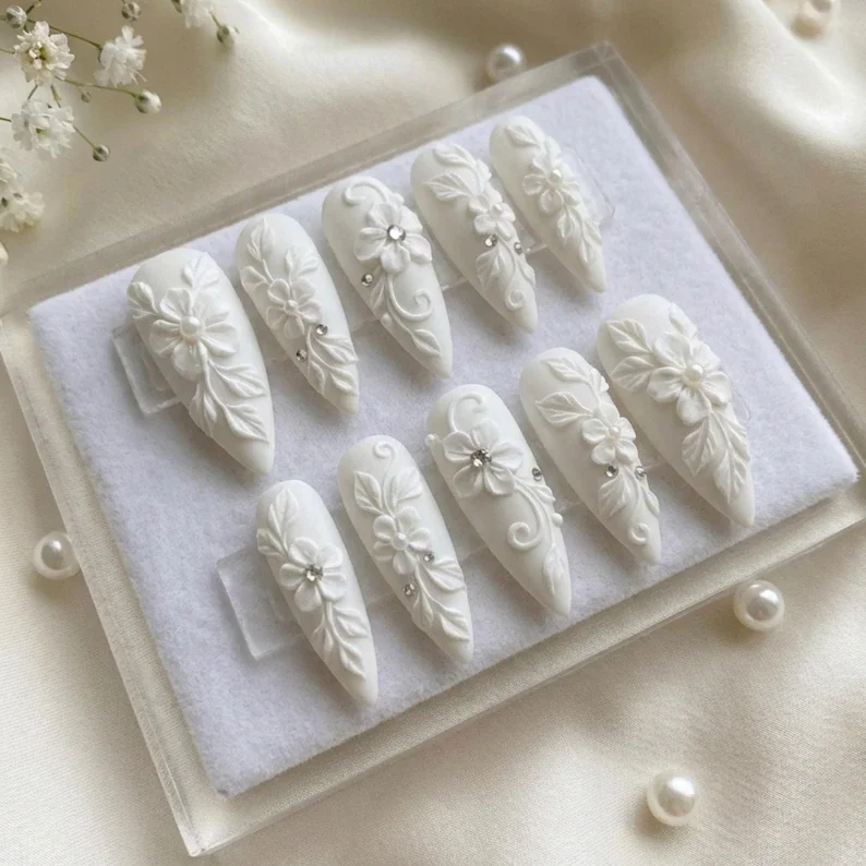 porcelain nail design, 3D floral nails, press on nails, custom press on nails, fake nails, Nails Art, stained glass nails, gold press on nails, 3d press on nails, luxury press on nails, handmade press on nails