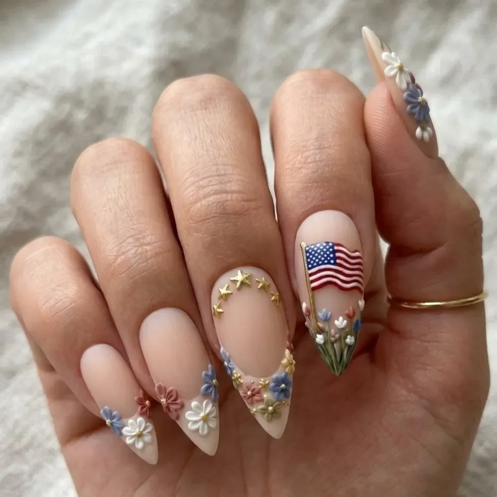 press on nails, custom press on nails, fake nails, Nails Art, stained glass nails, gold press on nails, 3d press on nails, luxury press on nails, handmade press on nails