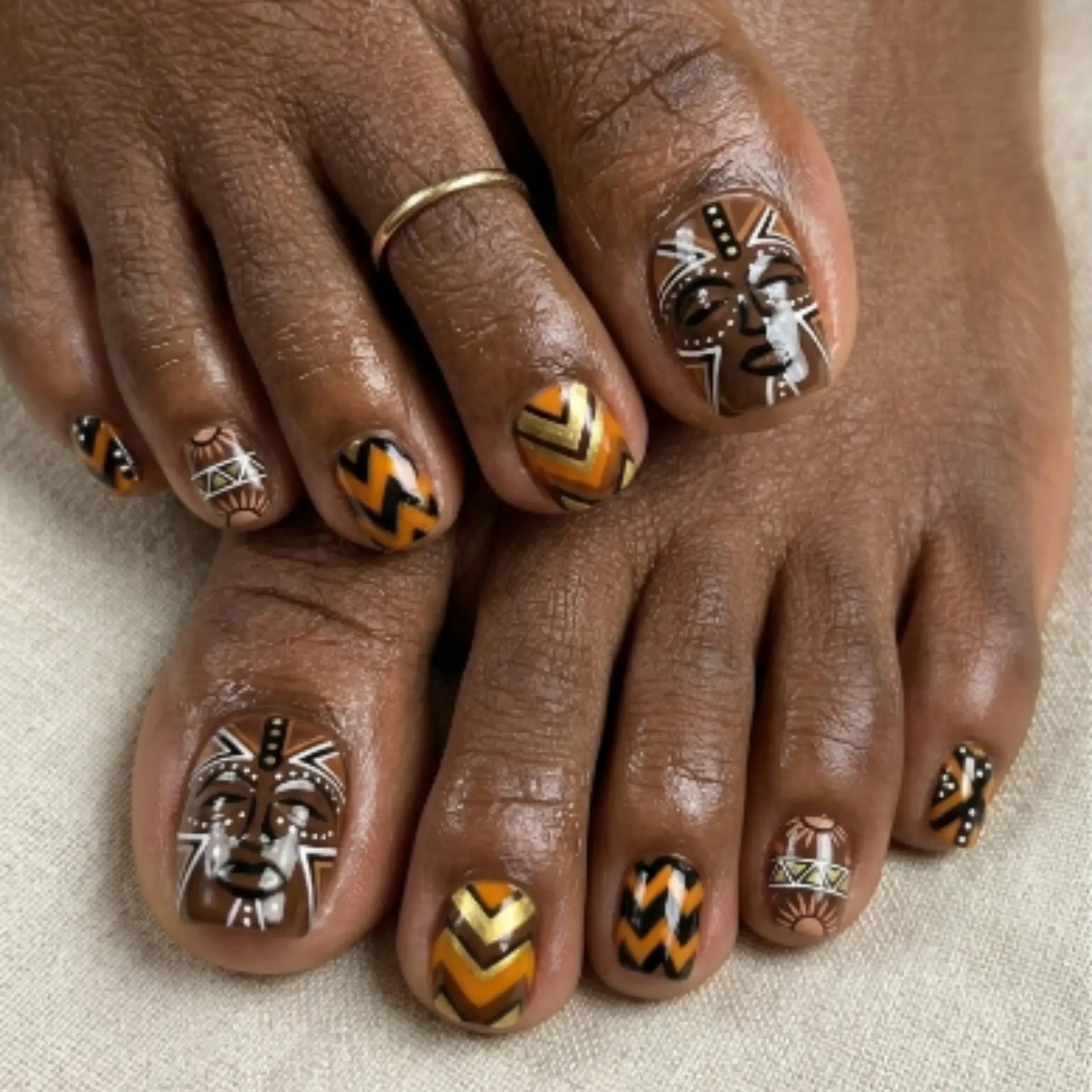 African tribal mask, press on toes, press on nails, custom press on nails, fake nails, Nails Art, stained glass nails, gold press on nails, 3d press on nails, luxury press on nails, handmade press on nails