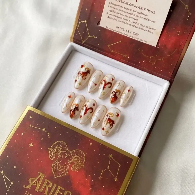 Press on nail set, Iridescent nail art, press on nails, custom press on nails, fake nails, Nails Art, stained glass nails, gold press on nails, 3d press on nails, luxury press on nails, handmade press on nails