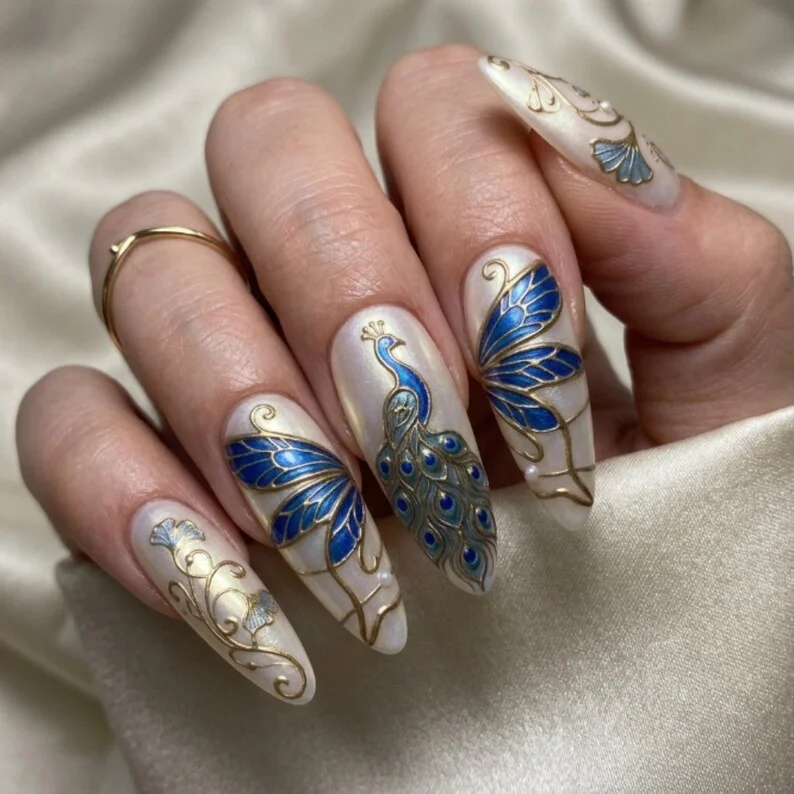 press on nails, custom press on nails, fake nails, Nails Art, stained glass nails, gold press on nails, 3d press on nails, luxury press on nails, handmade press on nails
