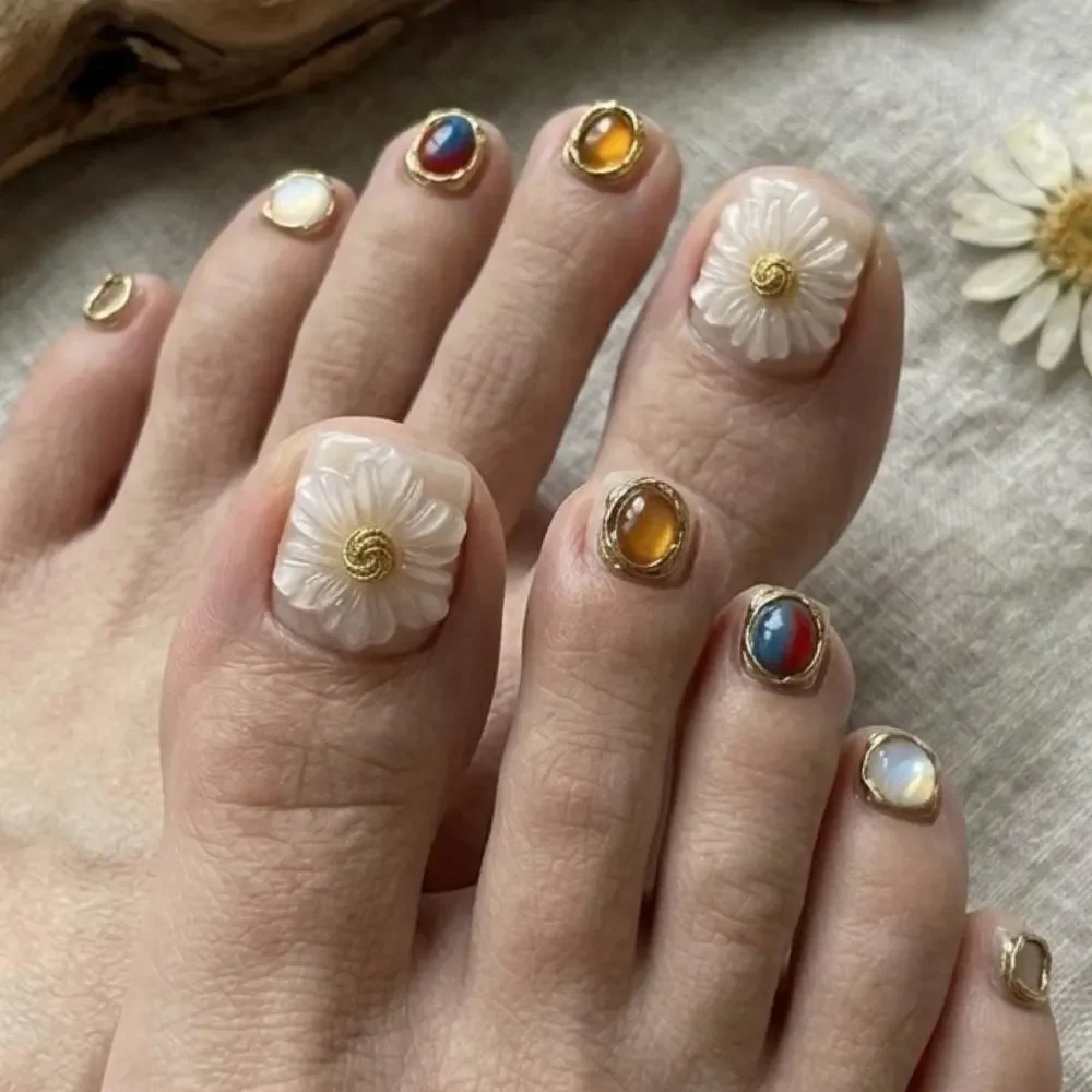 press on nails, custom press on nails, fake nails, Nails Art, stained glass nails, gold press on nails, 3d press on nails, luxury press on nails, handmade press on nails