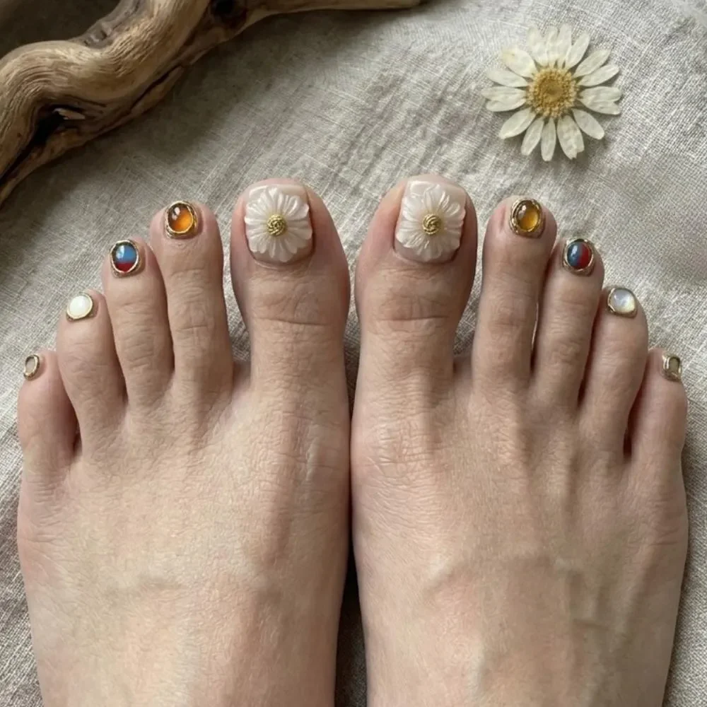 press on nails, custom press on nails, fake nails, Nails Art, stained glass nails, gold press on nails, 3d press on nails, luxury press on nails, handmade press on nails