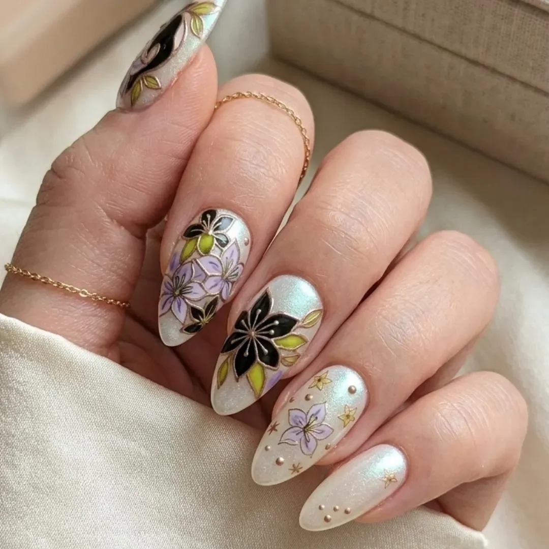 press on nails, custom press on nails, fake nails, Nails Art, stained glass nails, gold press on nails, 3d press on nails, luxury press on nails, handmade press on nails