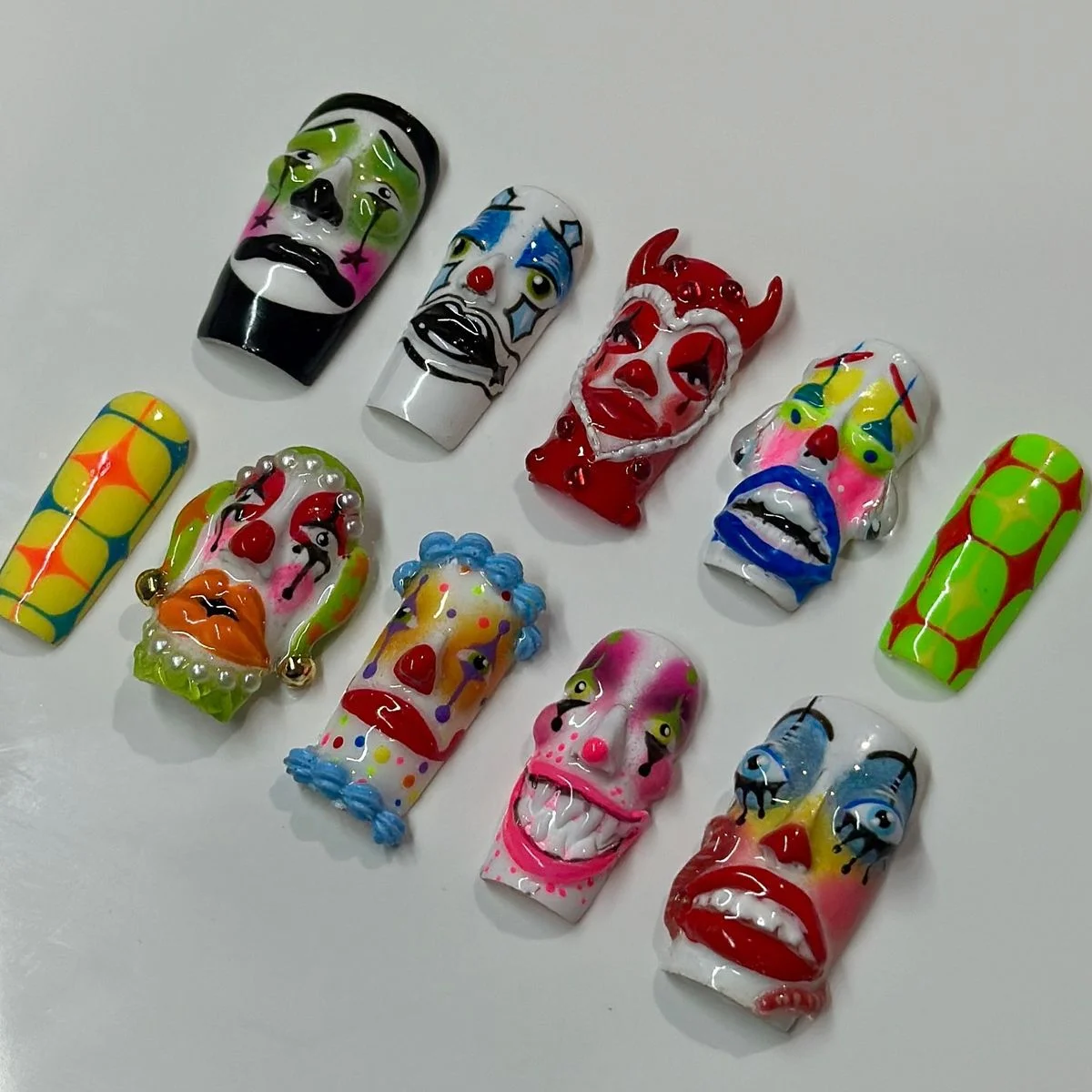 press on nails, custom press on nails, fake nails, Nails Art, stained glass nails, gold press on nails, 3d press on nails, luxury press on nails, handmade press on nails