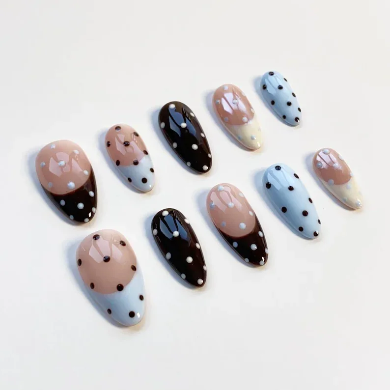 press on nails, custom press on nails, fake nails, Nails Art, stained glass nails, gold press on nails, 3d press on nails, luxury press on nails, handmade press on nails