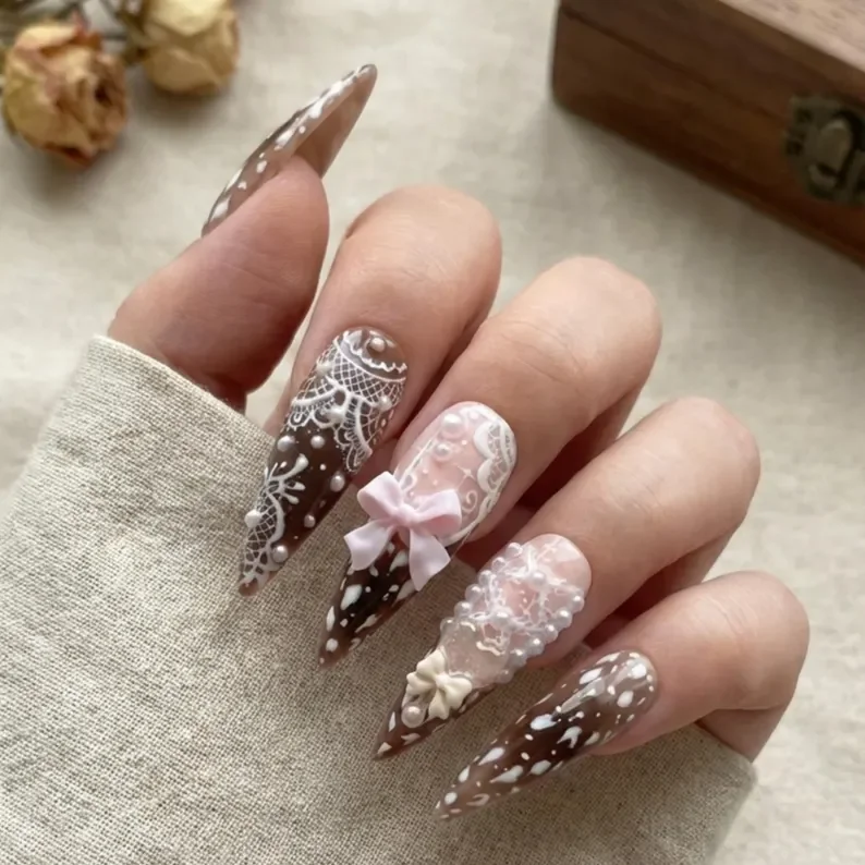 press on nails, custom press on nails, fake nails, Nails Art, stained glass nails, gold press on nails, 3d press on nails, luxury press on nails, handmade press on nails