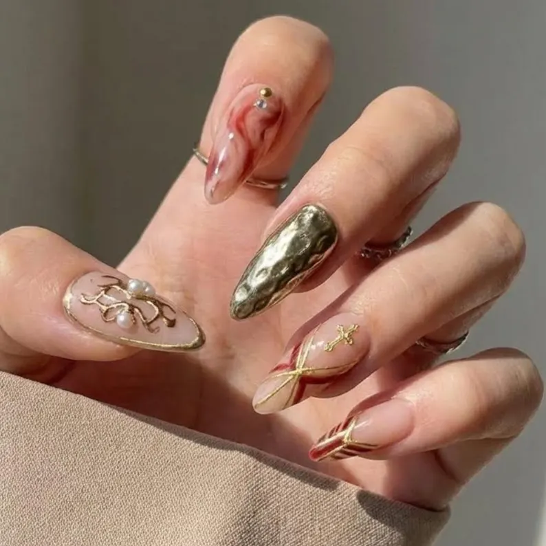 wine red marble, burgundy marble, press on nails, custom press on nails, fake nails, Nails Art, stained glass nails, gold press on nails, 3d press on nails, luxury press on nails, handmade press on nails