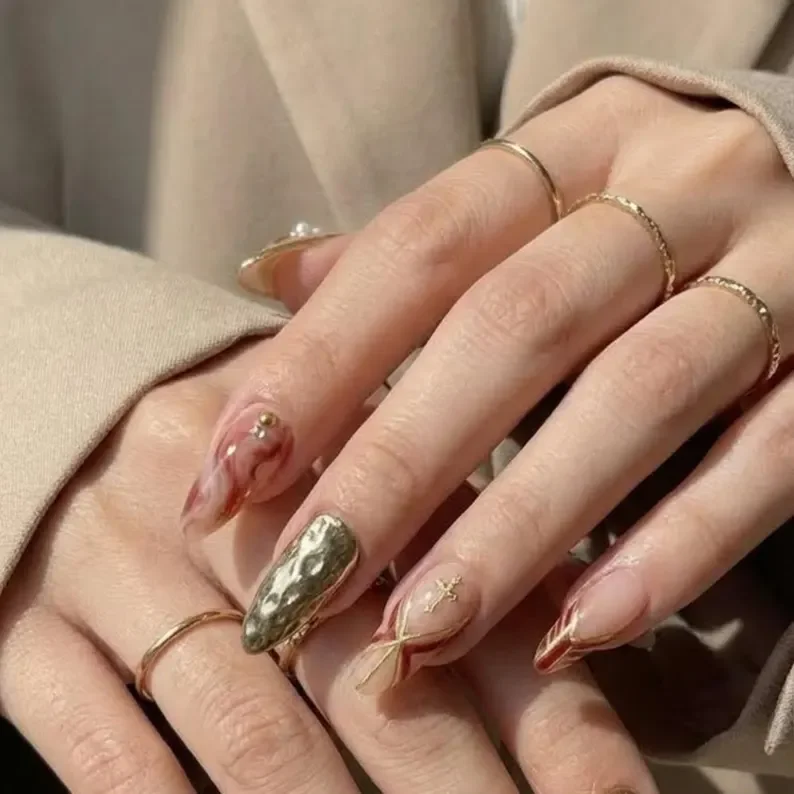 wine red marble, burgundy marble, press on nails, custom press on nails, fake nails, Nails Art, stained glass nails, gold press on nails, 3d press on nails, luxury press on nails, handmade press on nails