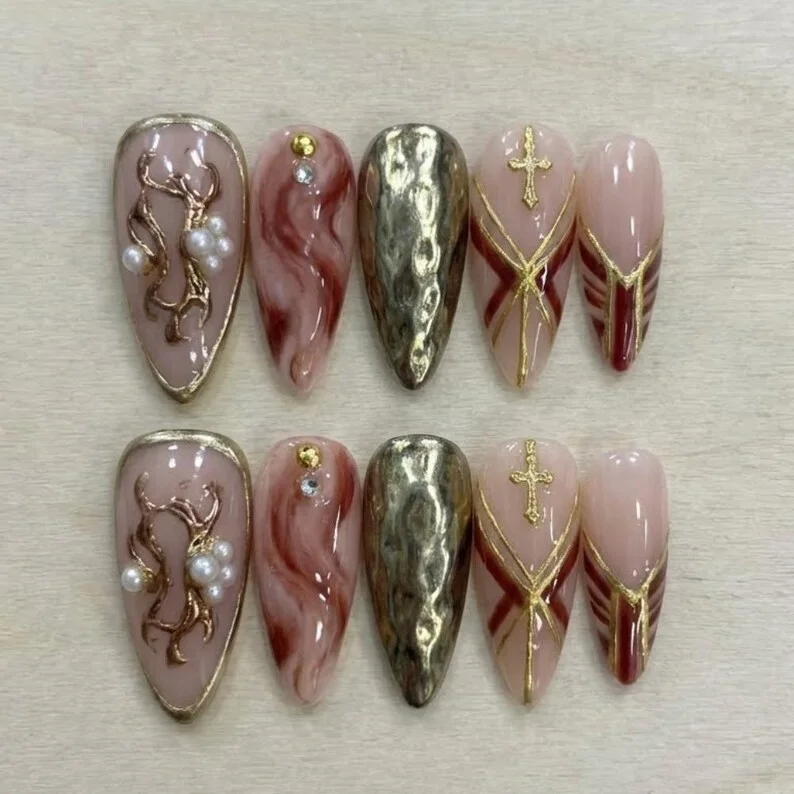 3D molten gold, gold chrome nails, press on nails, custom press on nails, fake nails, Nails Art, stained glass nails, gold press on nails, 3d press on nails, luxury press on nails, handmade press on nails