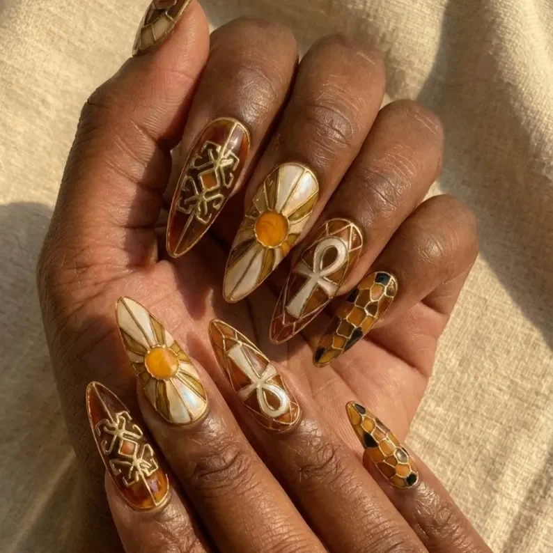 Ankh Heritage, Heritage Design, press on nails, custom press on nails, fake nails, Nails Art, stained glass nails, gold press on nails, 3d press on nails, luxury press on nails, handmade press on nails