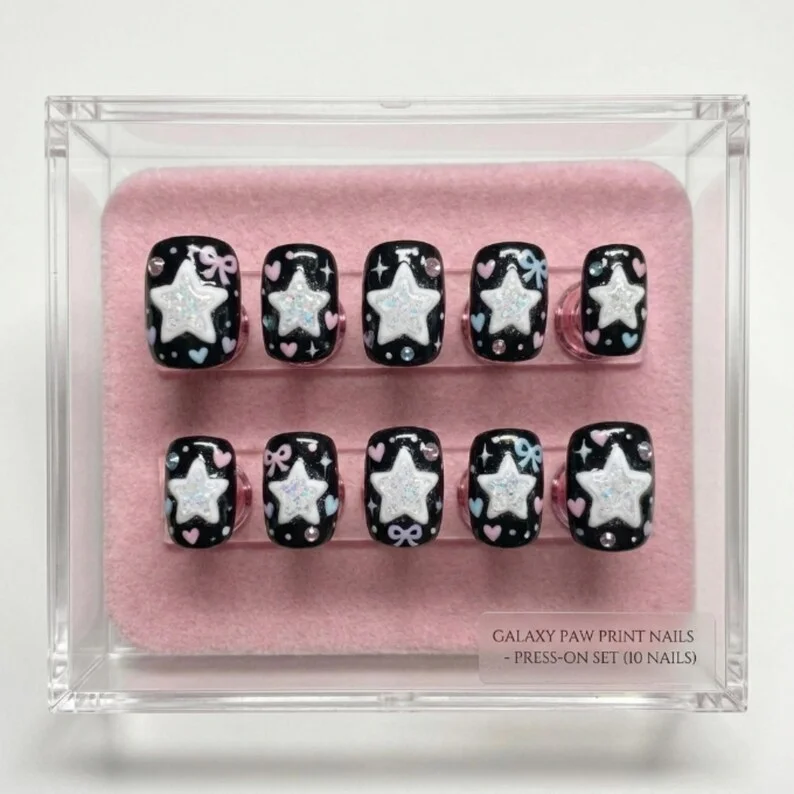 press on nails, custom press on nails, fake nails, Nails Art, stained glass nails, gold press on nails, 3d press on nails, luxury press on nails, handmade press on nails